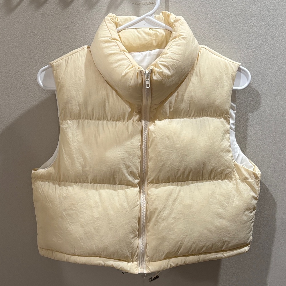 SHEIN women/girls Beige Puffer Vest